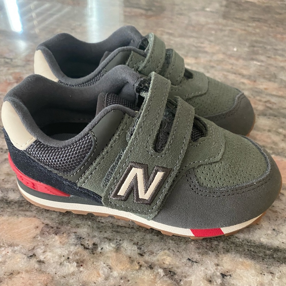 New Balance Sneaker - toddler 7